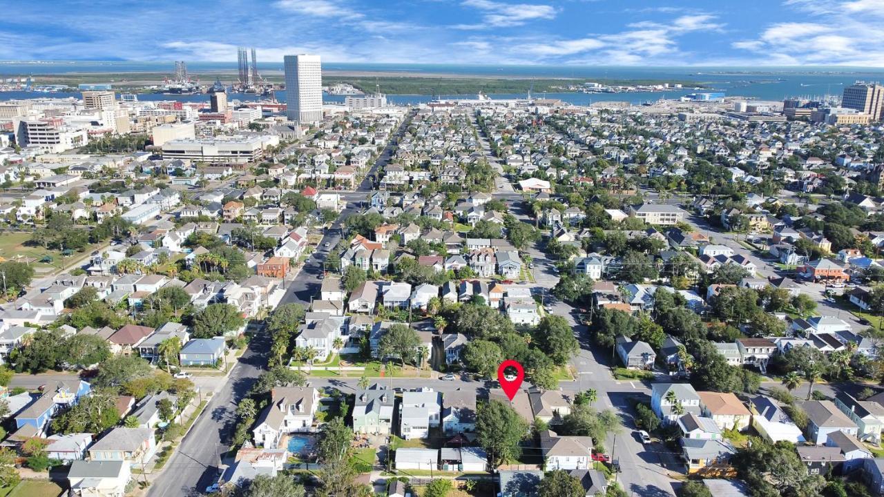 2 Kitchens,2 Living Rooms,4 Bedrooms-Close To All! Galveston Exterior foto
